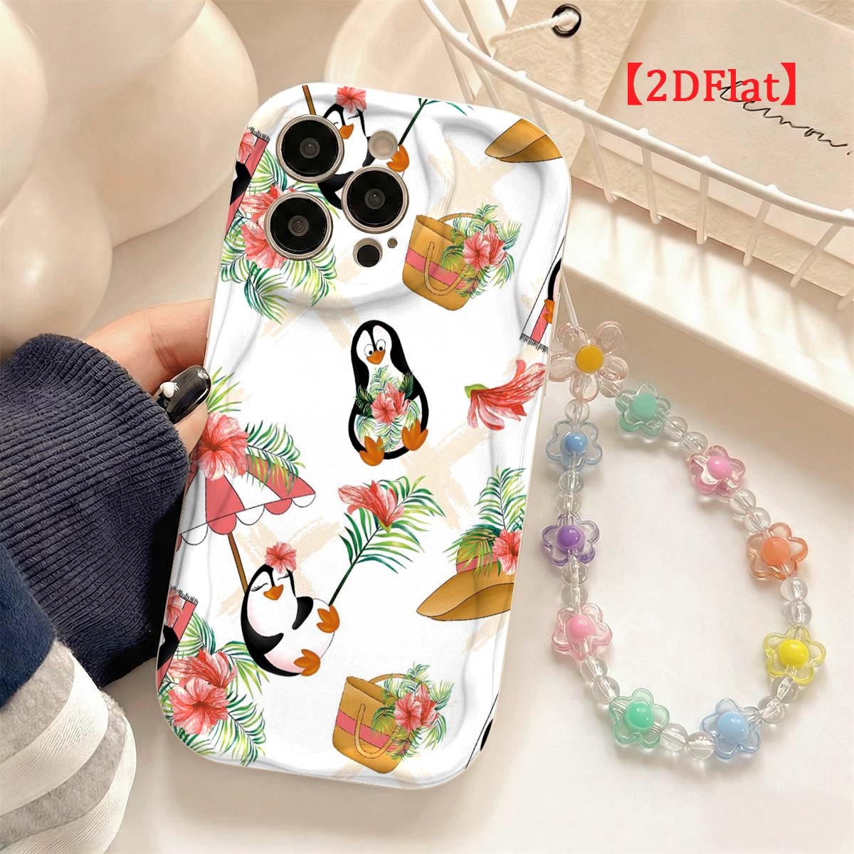 Cute Cartoon Wrist Strap Silicone Case - Şirin Penguen Desenli iPhone 18, 17